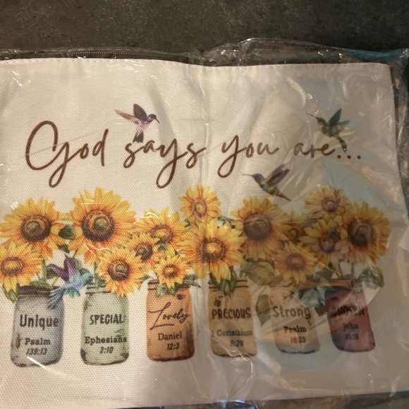 Sunshine & Faith Bundle Tumbler, Bag & Necklace - Picture 3 of 7